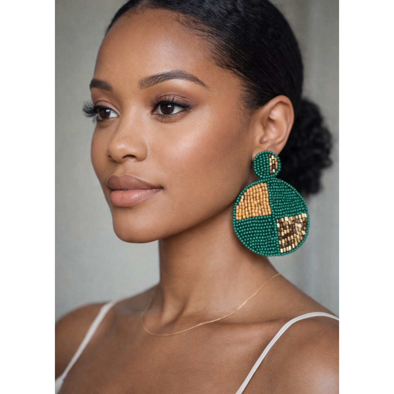 Kay Lee Green Round Beaded Earrings New